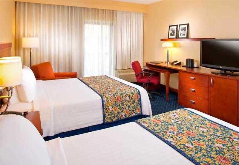 Courtyard By Marriott Memphis Airport Hotell Eksteriør bilde