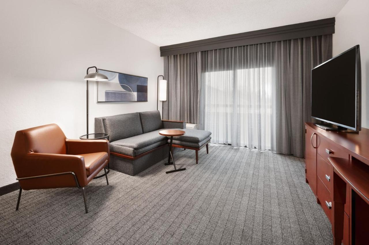 Courtyard By Marriott Memphis Airport Hotell Eksteriør bilde