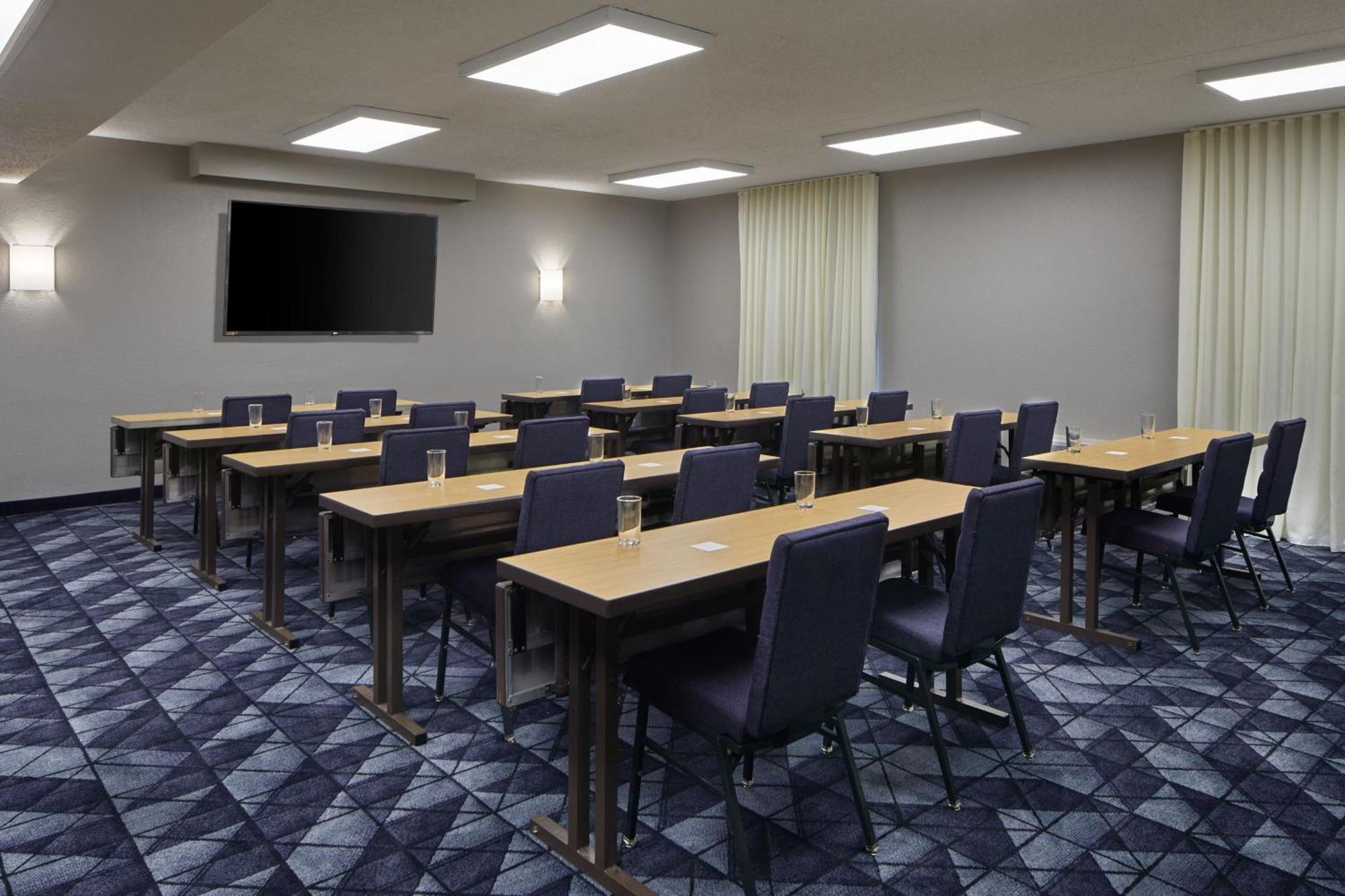 Courtyard By Marriott Memphis Airport Hotell Eksteriør bilde