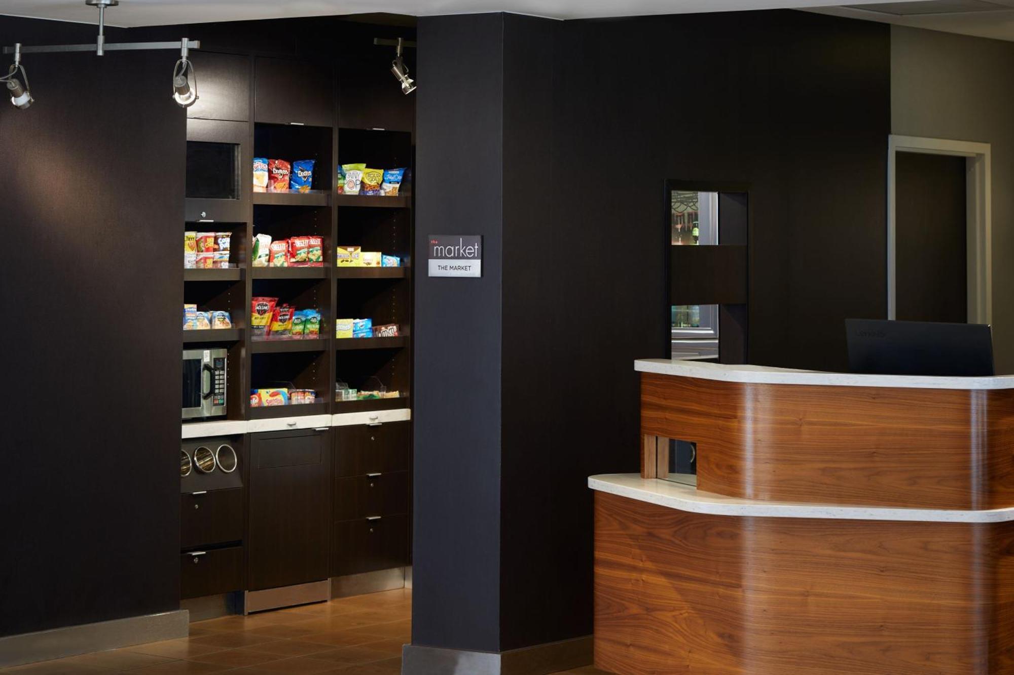 Courtyard By Marriott Memphis Airport Hotell Eksteriør bilde