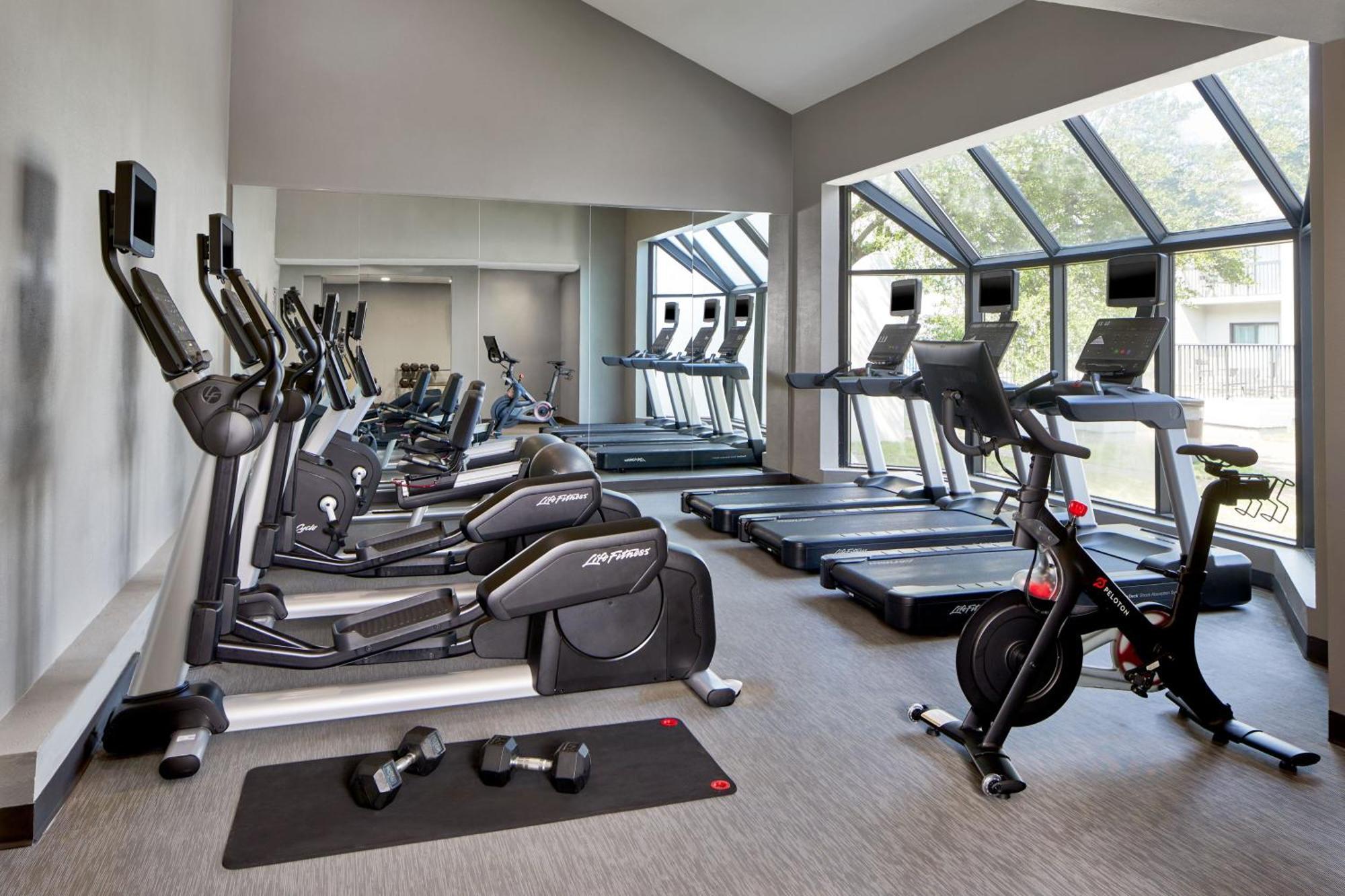 Courtyard By Marriott Memphis Airport Hotell Eksteriør bilde