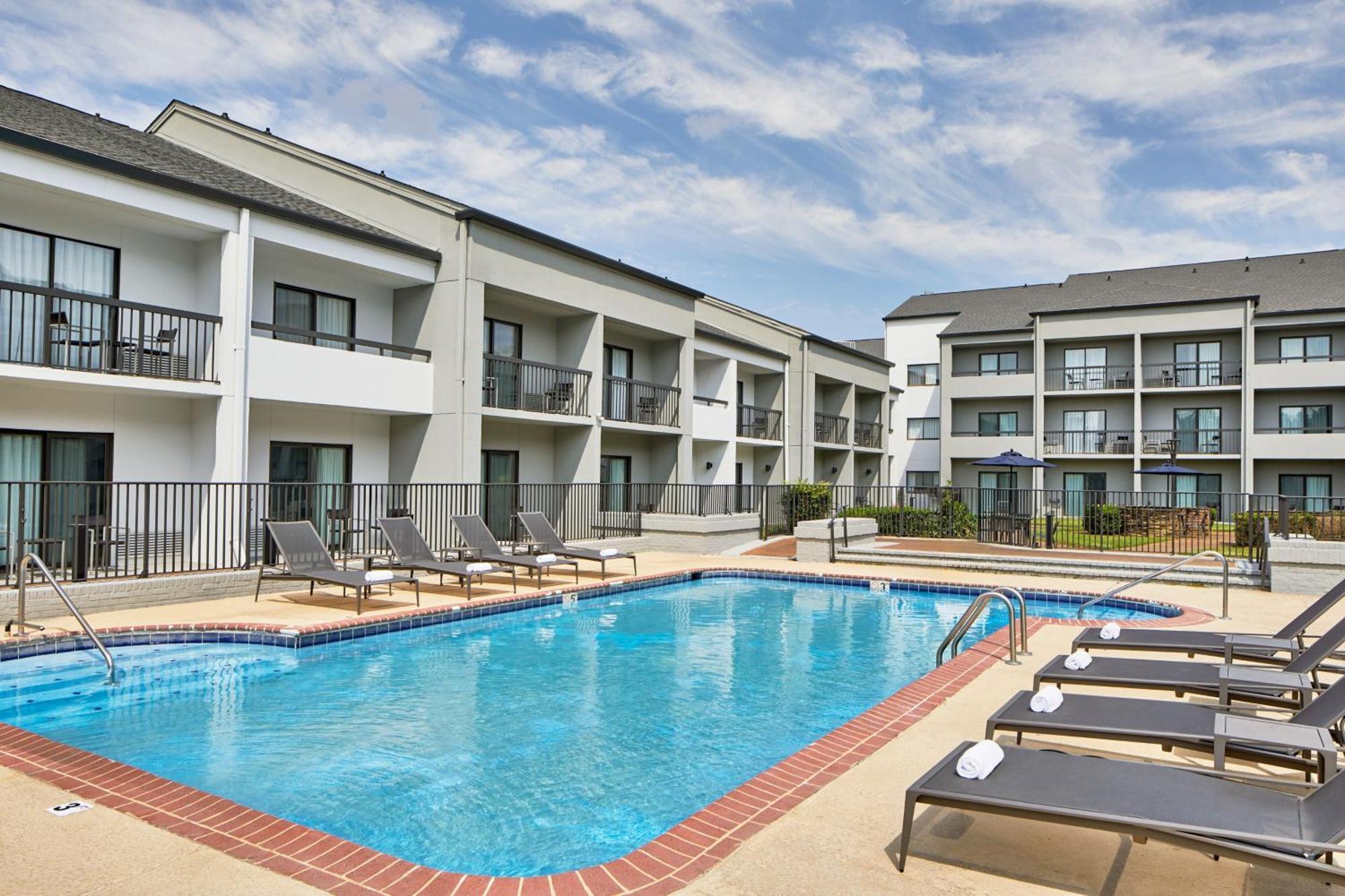 Courtyard By Marriott Memphis Airport Hotell Eksteriør bilde